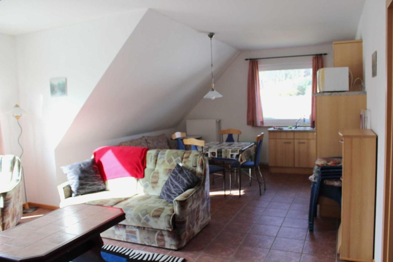 Ferienwohnungen Familie Piel Lutow Exterior foto